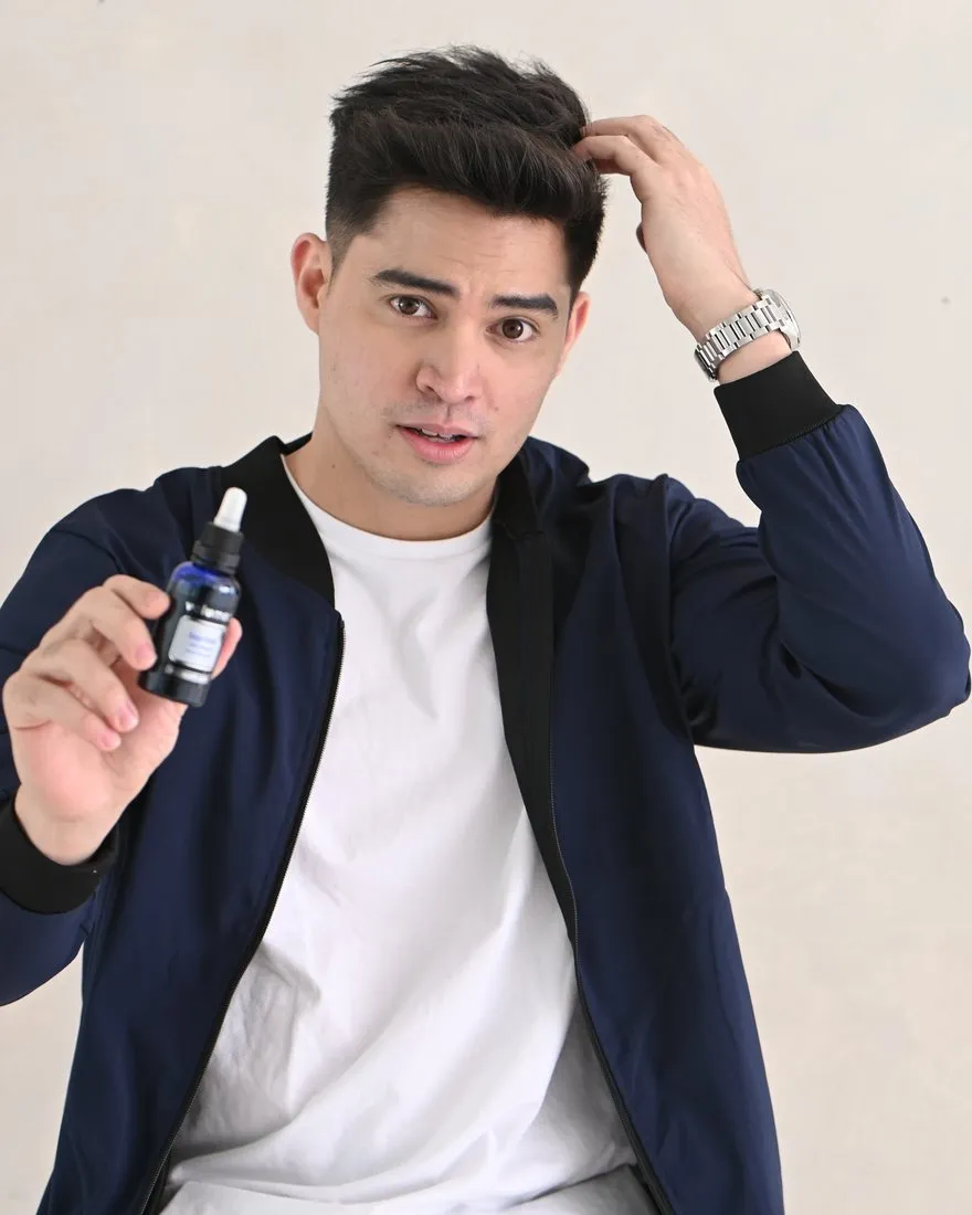 Man applying Volupropol scalp care